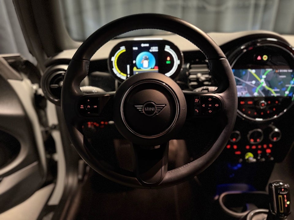 MINI Cooper SE Edition Premium 3d