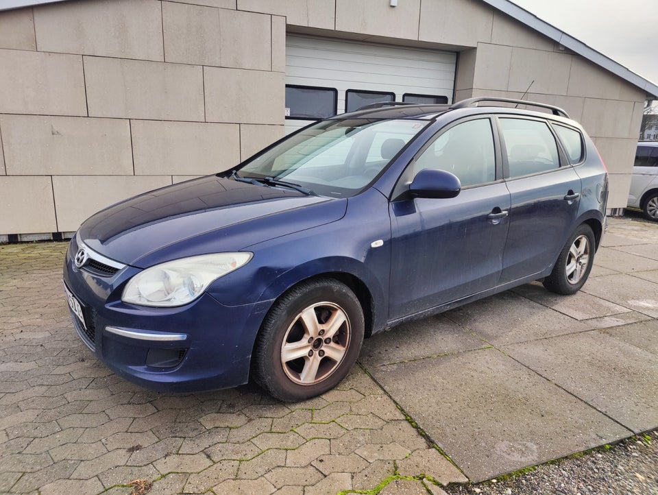 Hyundai i30 1,6 CRDi 90 Comfort CW 5d