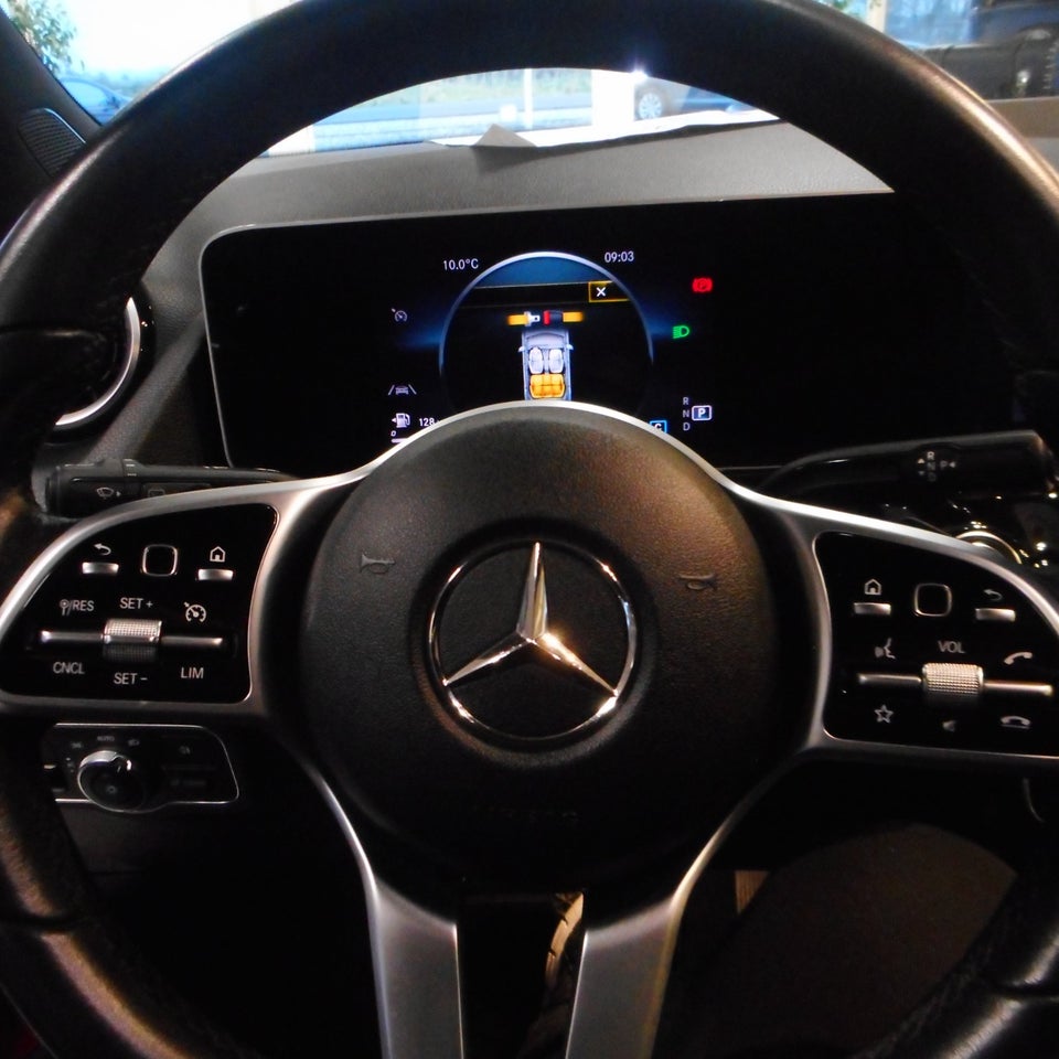 Mercedes B220 d 2,0 Progressive Line aut. 5d