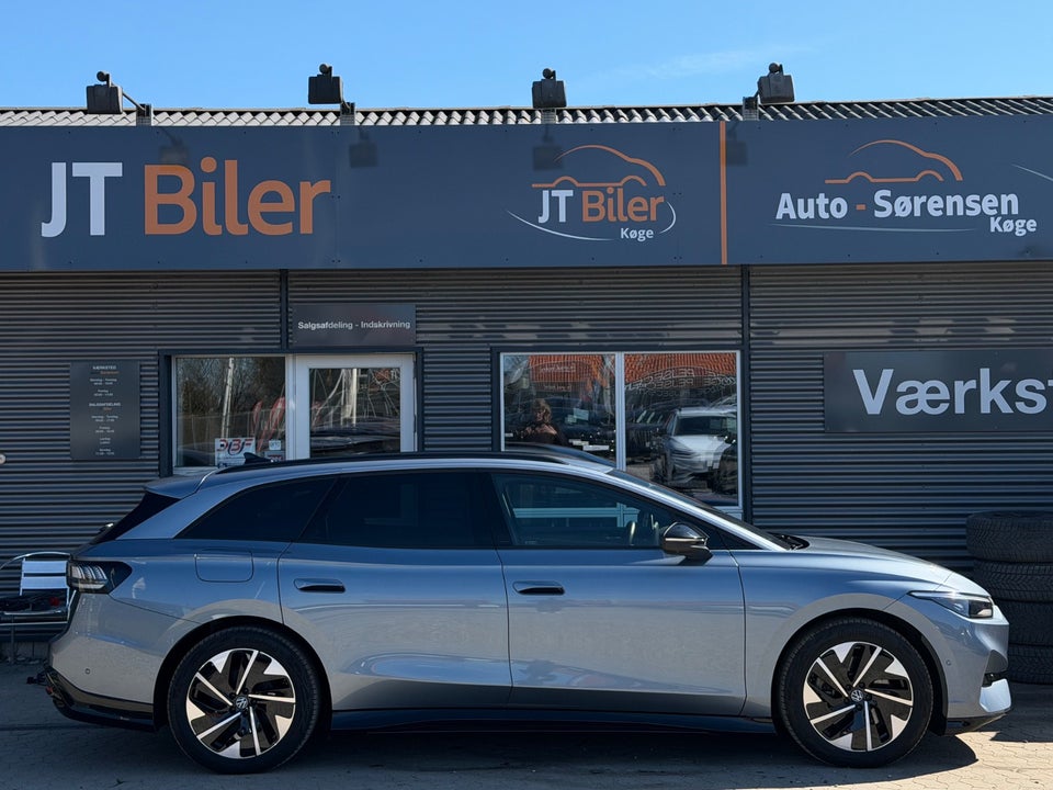 VW ID.7 77 Pro Tourer 5d