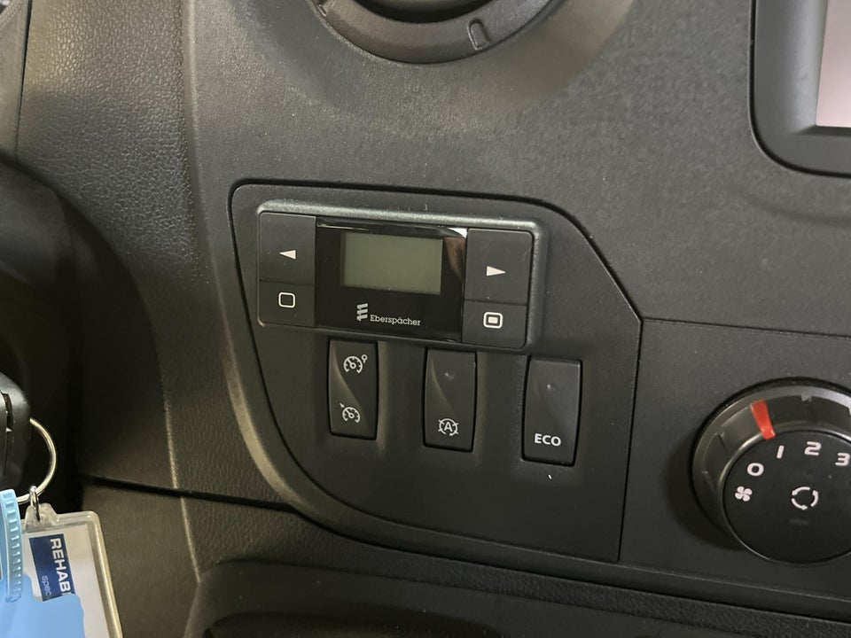 Renault Master III T39 2,3 dCi 165 L3H2 17prs 5d