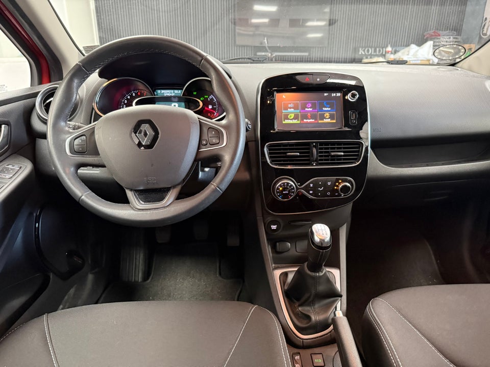 Renault Clio IV 0,9 TCe 90 Expression Sport Tourer 5d