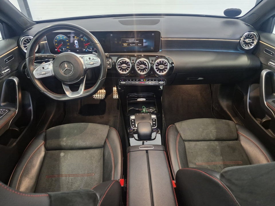Mercedes A250 2,0 AMG Line aut. 5d