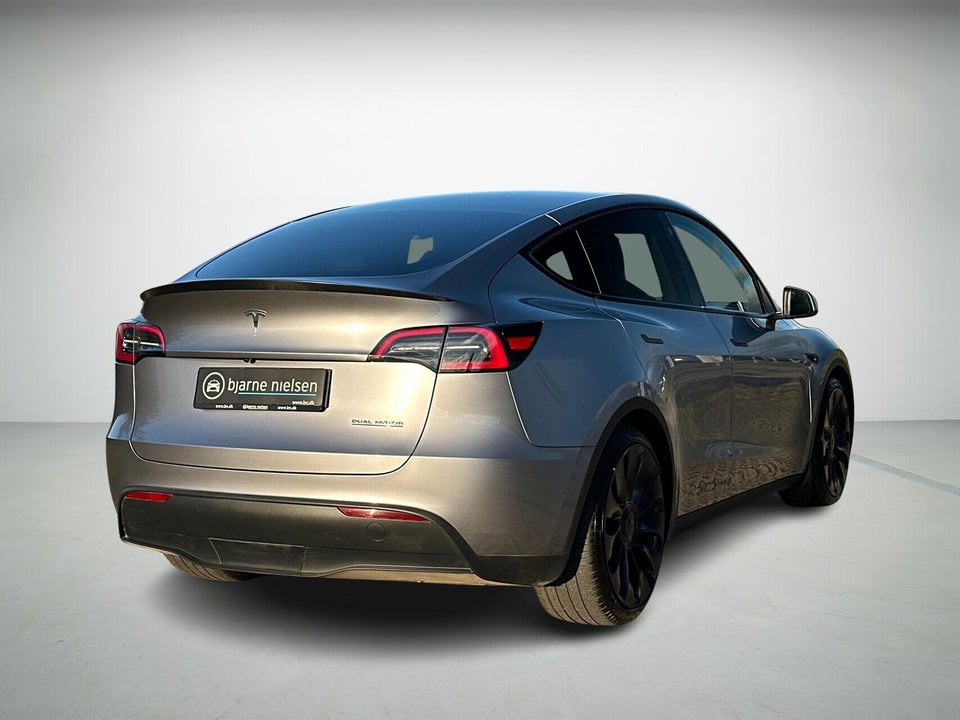 Tesla Model Y Performance AWD 5d