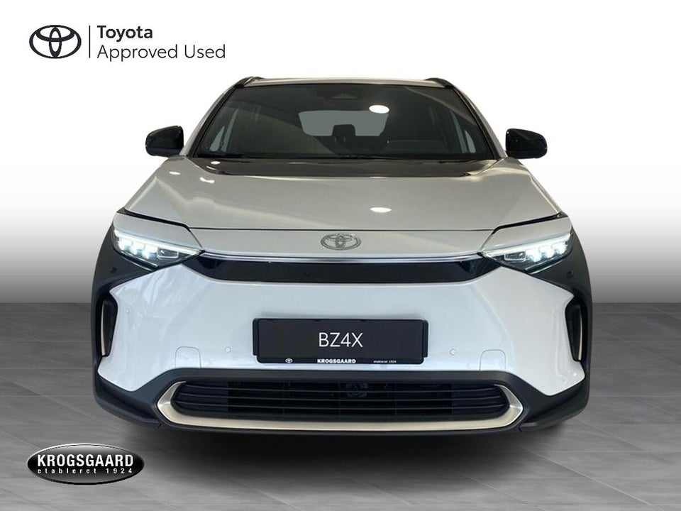 Toyota bZ4X Executive 5d