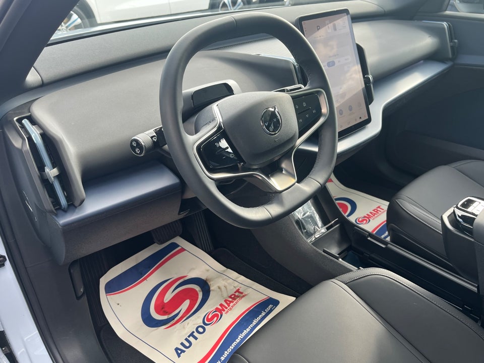 Volvo EX30 Extended Range Ultra 5d