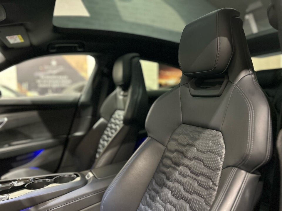 Audi e-tron GT quattro 4d