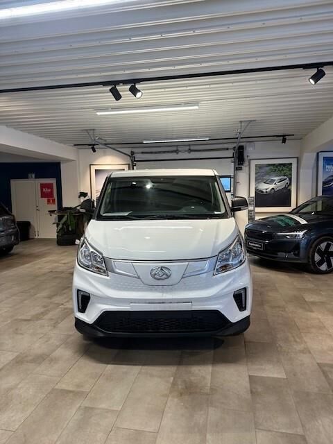 Maxus e-Deliver 3 52 Cargo Van LWB