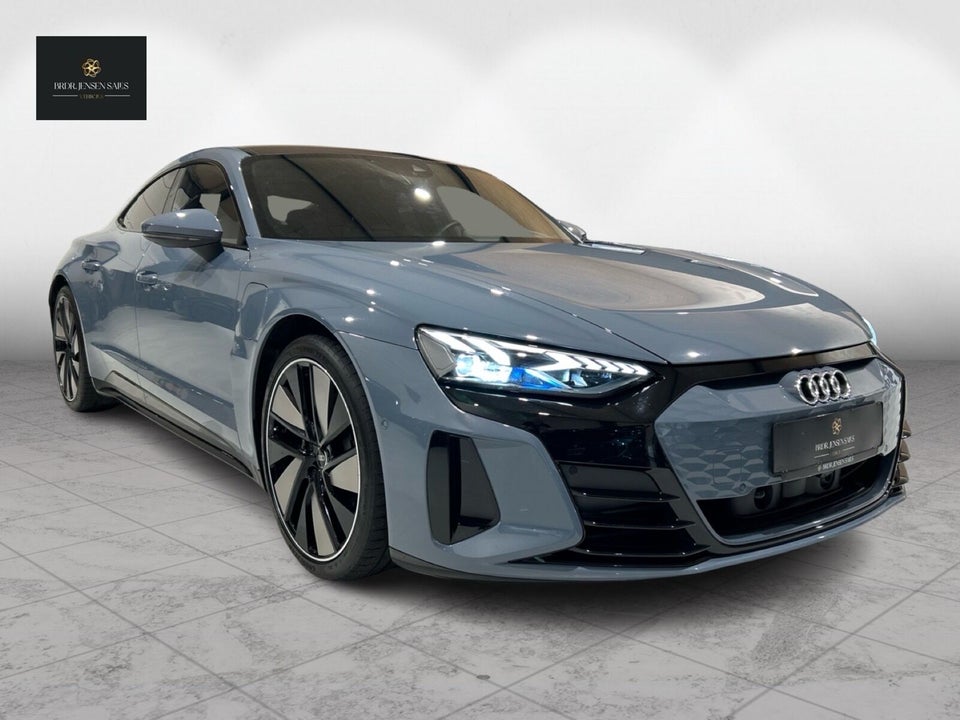 Audi e-tron GT quattro 4d
