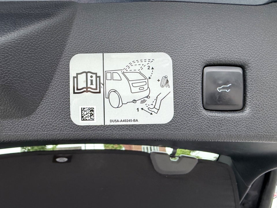 Ford Kuga 2,5 PHEV Titanium X CVT 5d