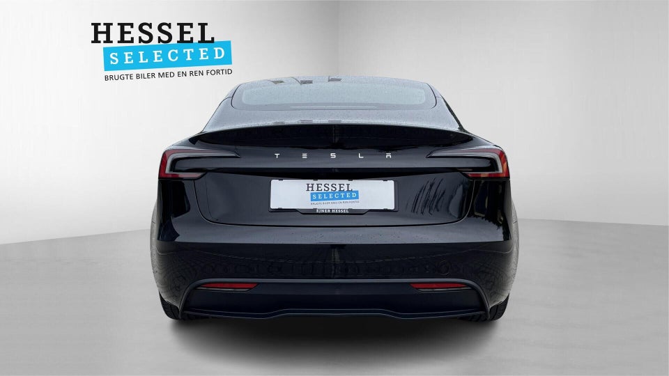 Tesla Model 3 Long Range RWD 4d