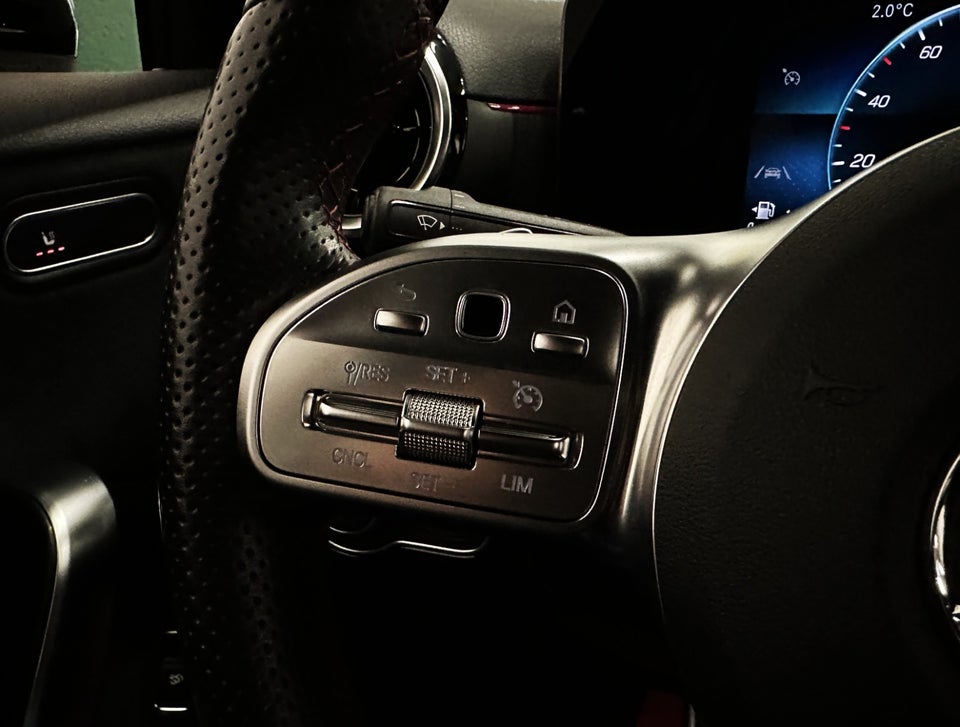 Mercedes A200 1,3 AMG Line aut. 4d