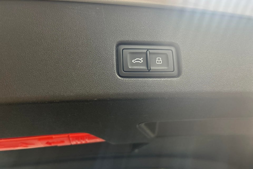 Audi Q4 e-tron 40 Attitude 5d