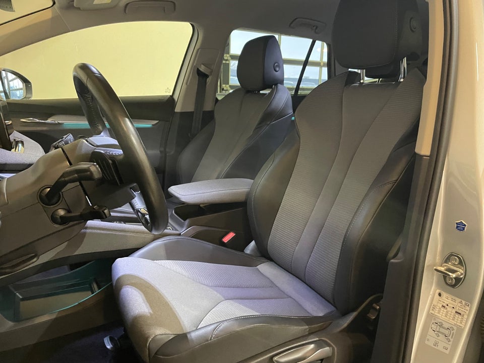 Skoda Enyaq 60 iV Loft 5d