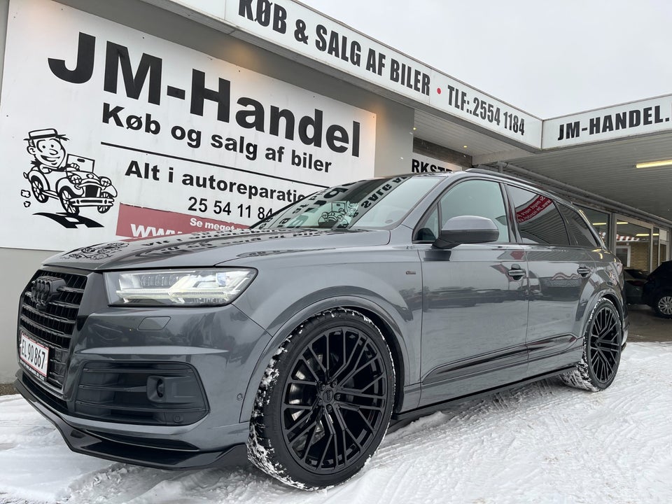 Audi Q7 3,0 TDi 272 S-line quattro Tiptr. 5d