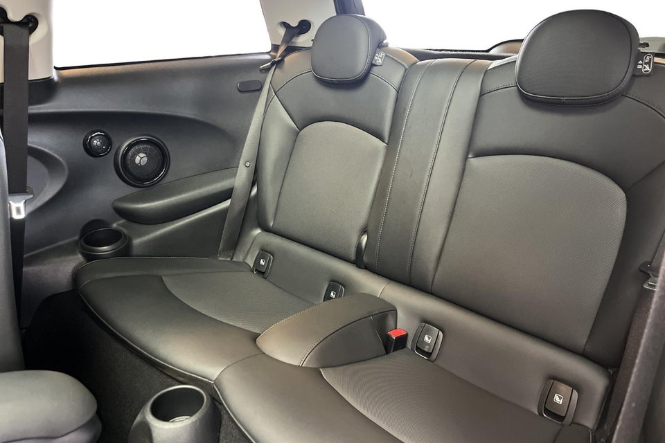 MINI Cooper SE Edition Premium Plus 3d