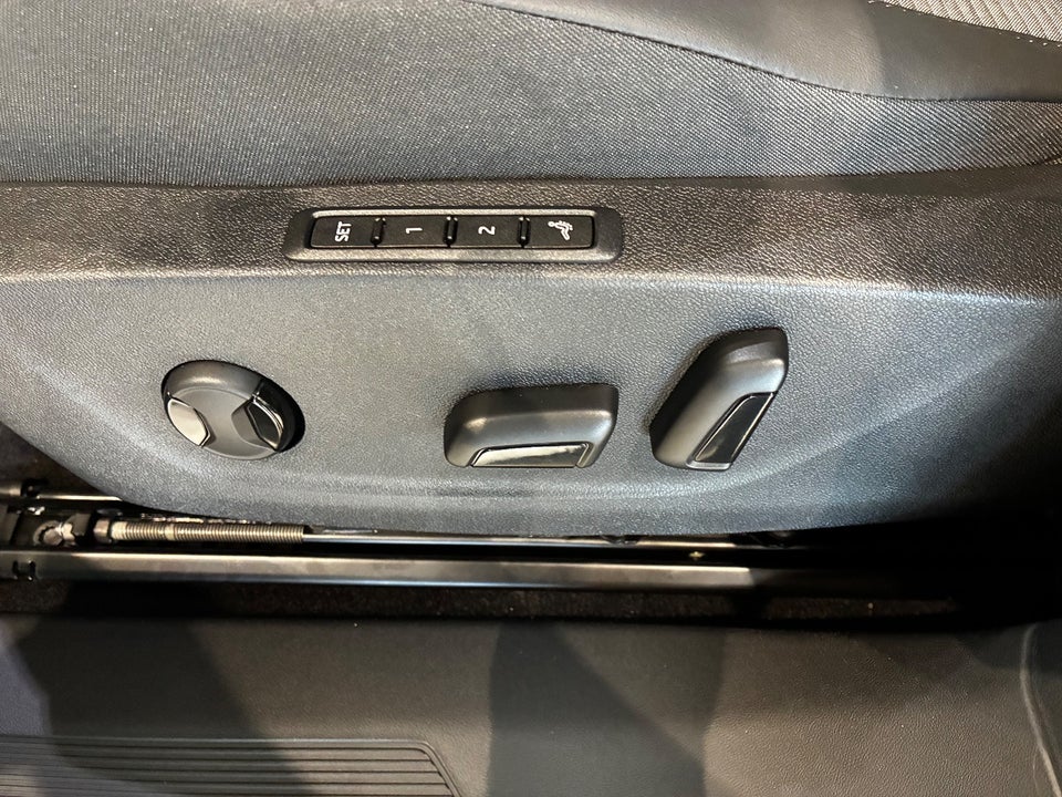 Skoda Enyaq 85 iV Premium 5d