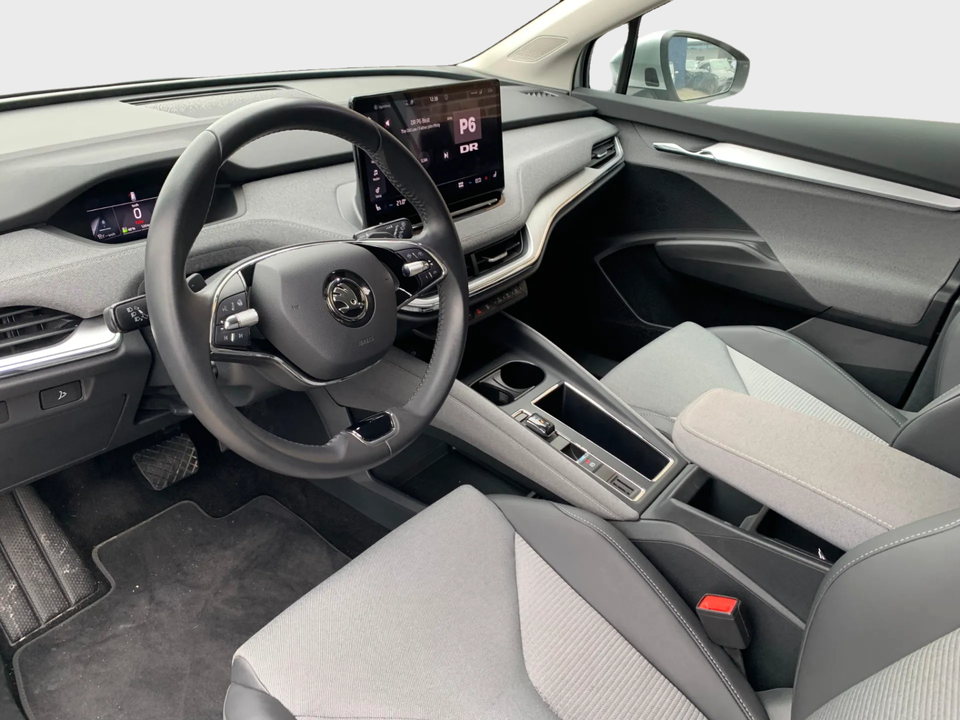 Skoda Enyaq 60 iV Loft 5d