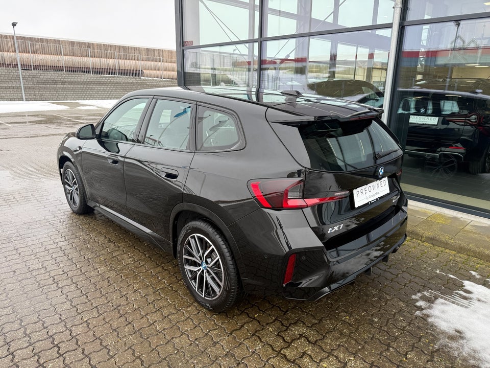 BMW iX1 eDrive20 M-Sport 5d