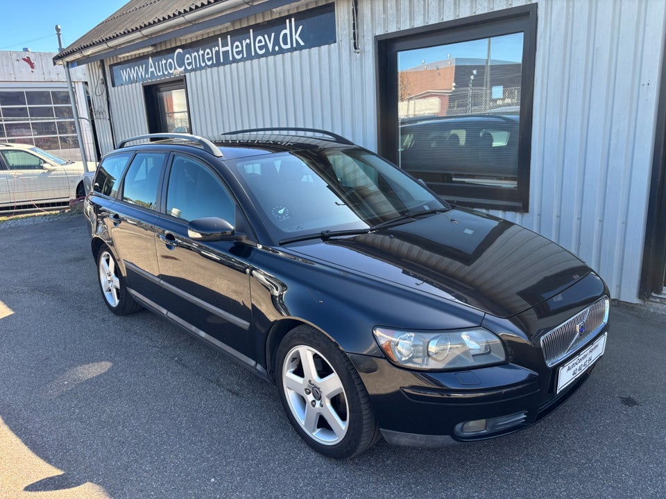 Volvo V50 2,4  5d