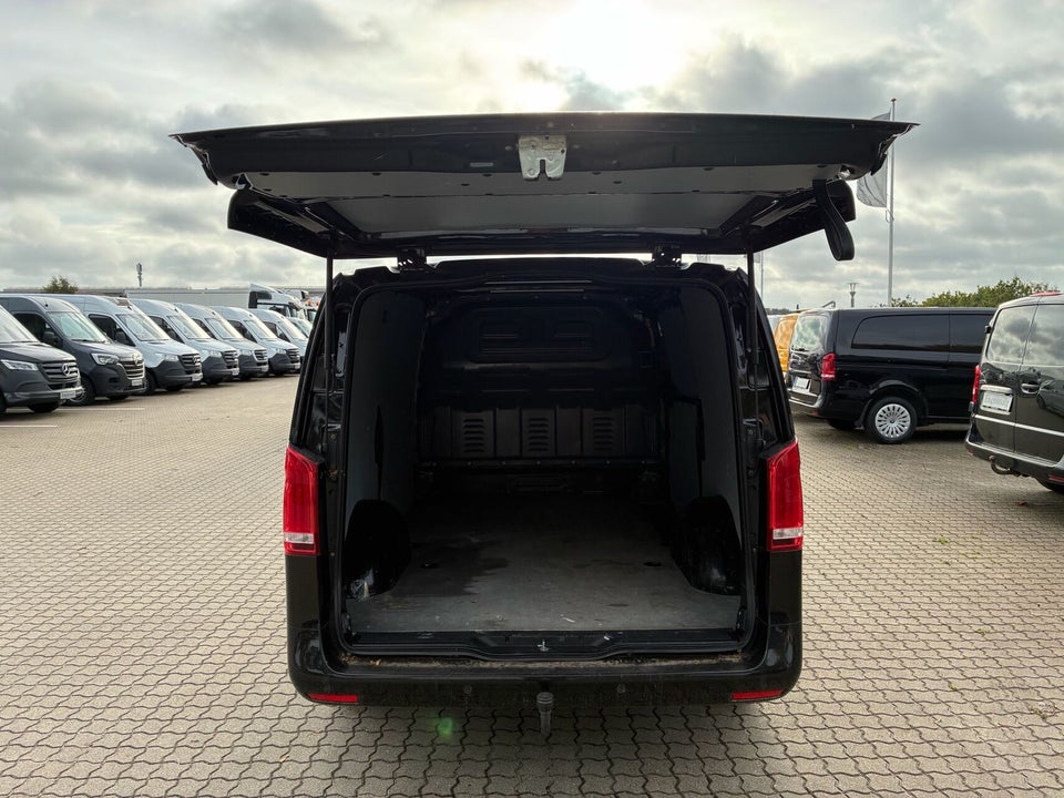 Mercedes Vito 119 2,0 CDi Kassevogn aut. L RWD