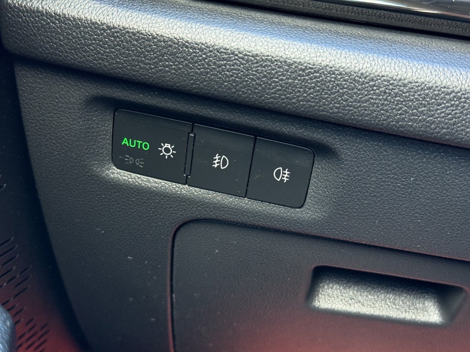 Skoda Octavia 1,4 TSi iV Plus DSG 5d