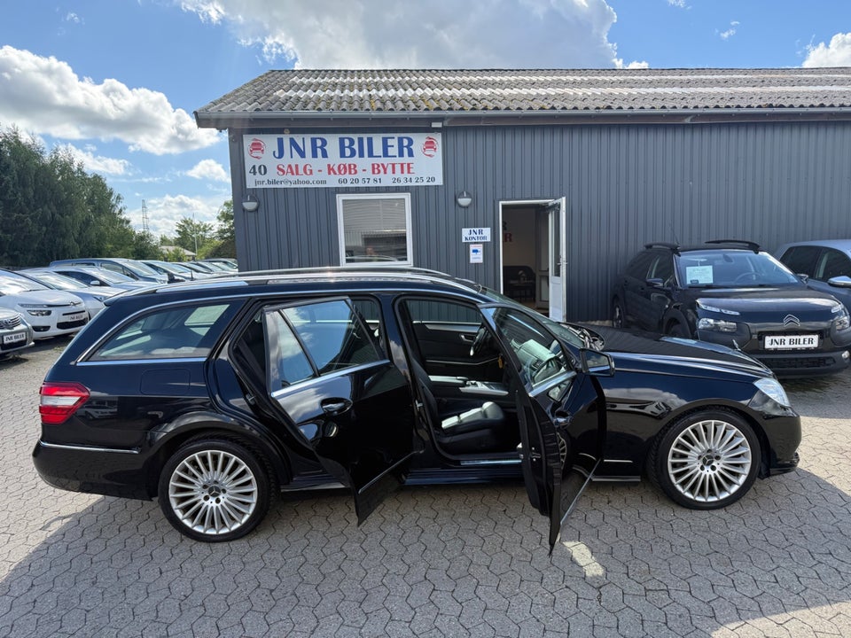 Mercedes E200 2,2 CDi Avantgarde stc. aut. 5d