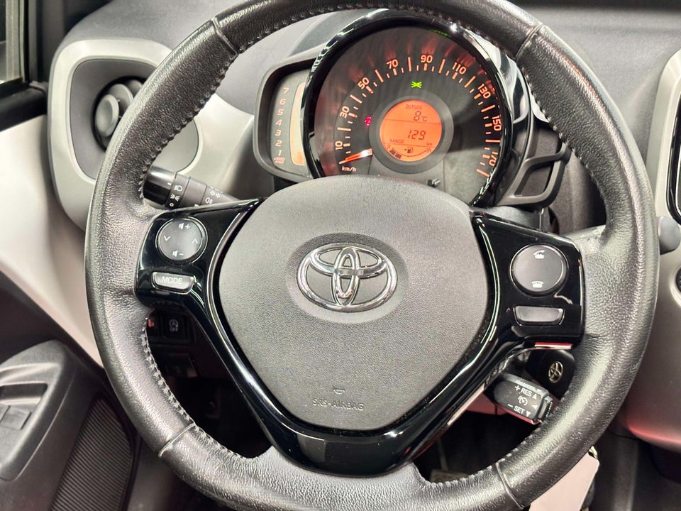 Toyota Aygo 1,0 VVT-i x-sky 5d