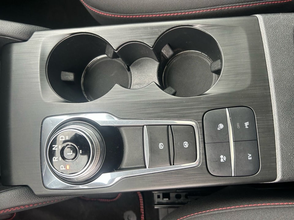 Ford Kuga 2,5 PHEV ST-Line CVT 5d