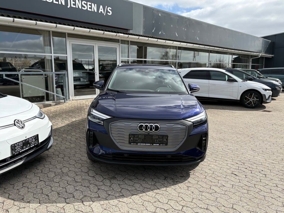 Audi Q4 e-tron 40  5d