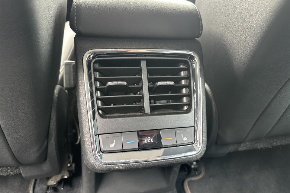 Skoda Enyaq 80 iV Plus Suite 5d