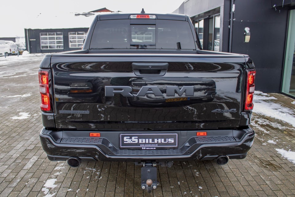 Dodge RAM 1500 3,0 Big Horn Night aut. 4d