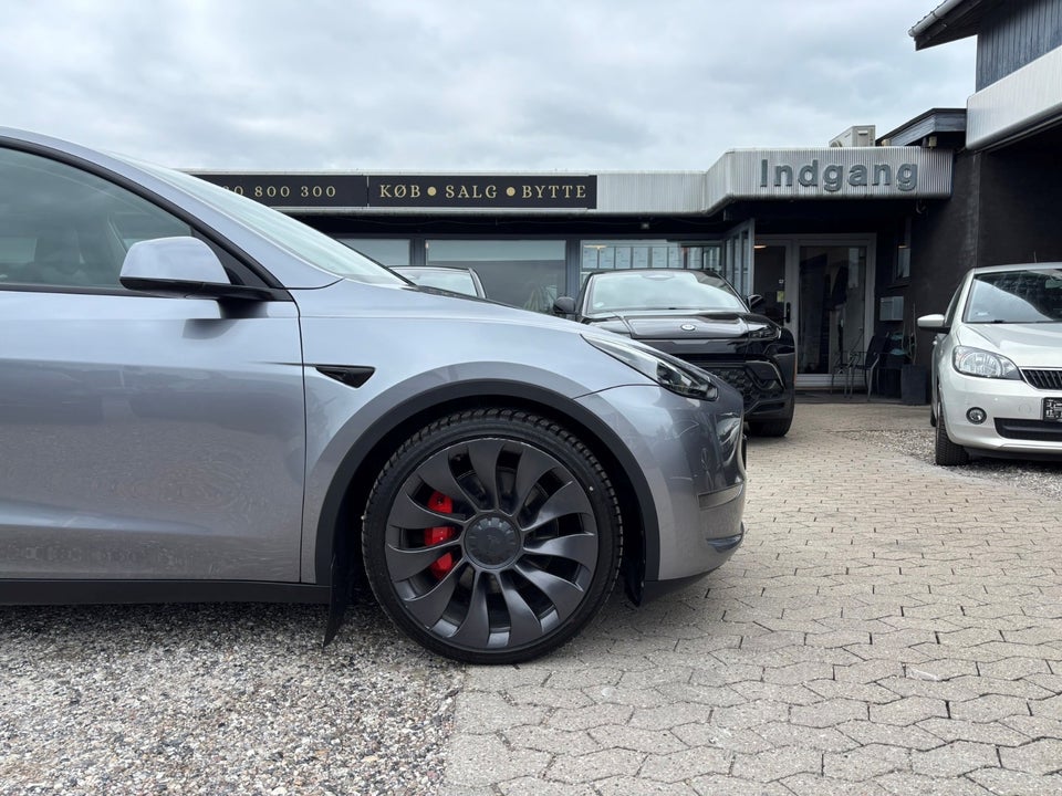 Tesla Model Y Performance AWD 5d