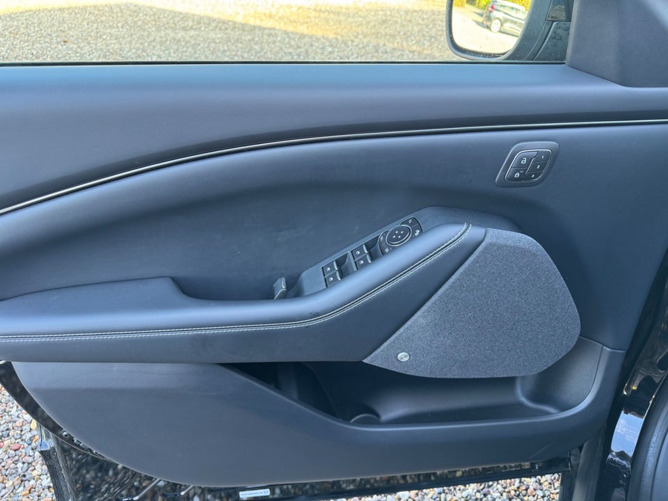 Ford Mustang Mach-E 75 Standard Range 5d