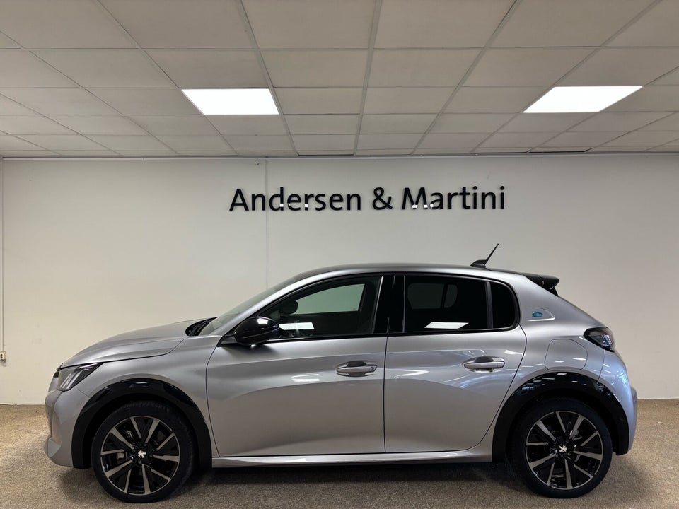 Peugeot e-208 50 GT 5d