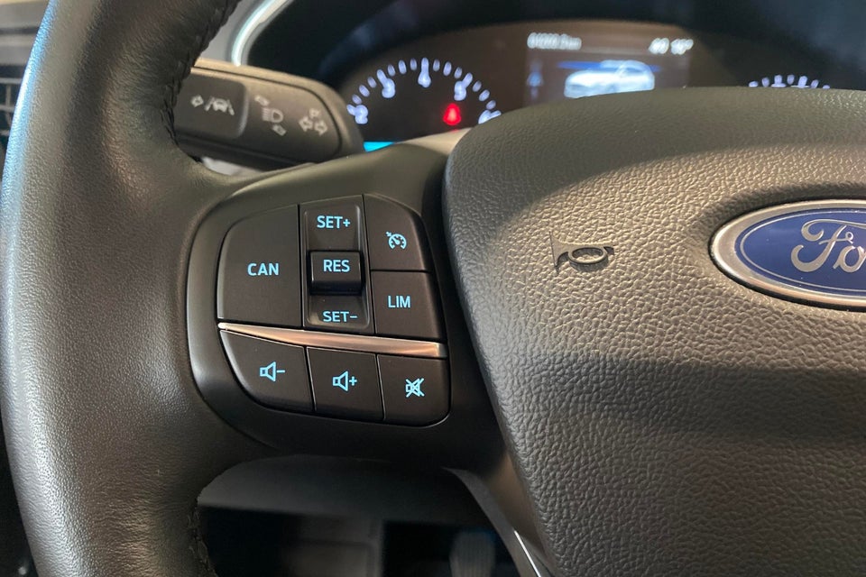 Ford Focus 1,0 EcoBoost mHEV Active stc. 5d