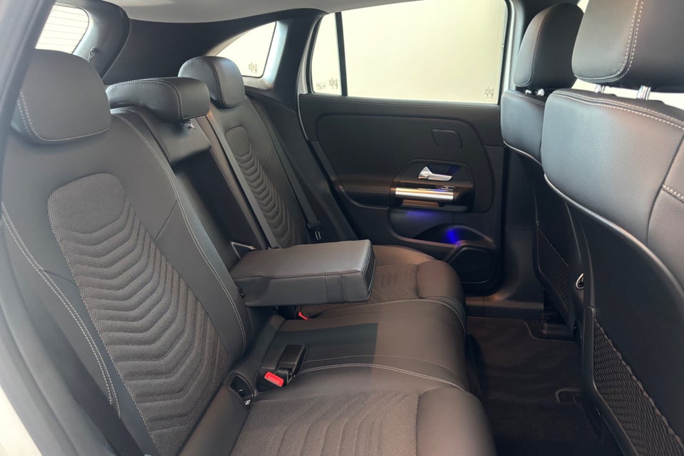 Mercedes EQA250 Progressive 5d