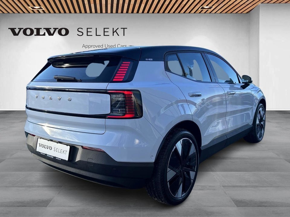 Volvo EX30 Extended Range Ultra 5d