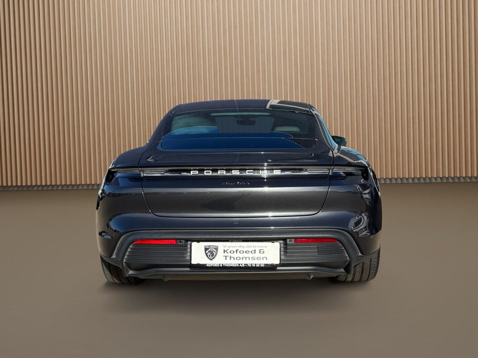 Porsche Taycan 4d