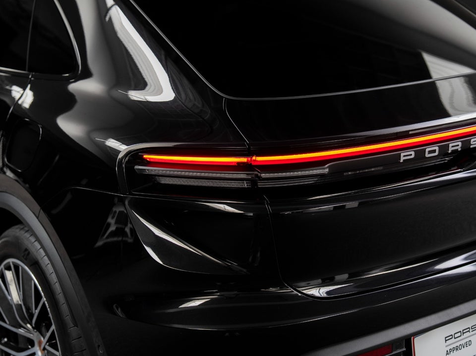 Porsche Macan 5d