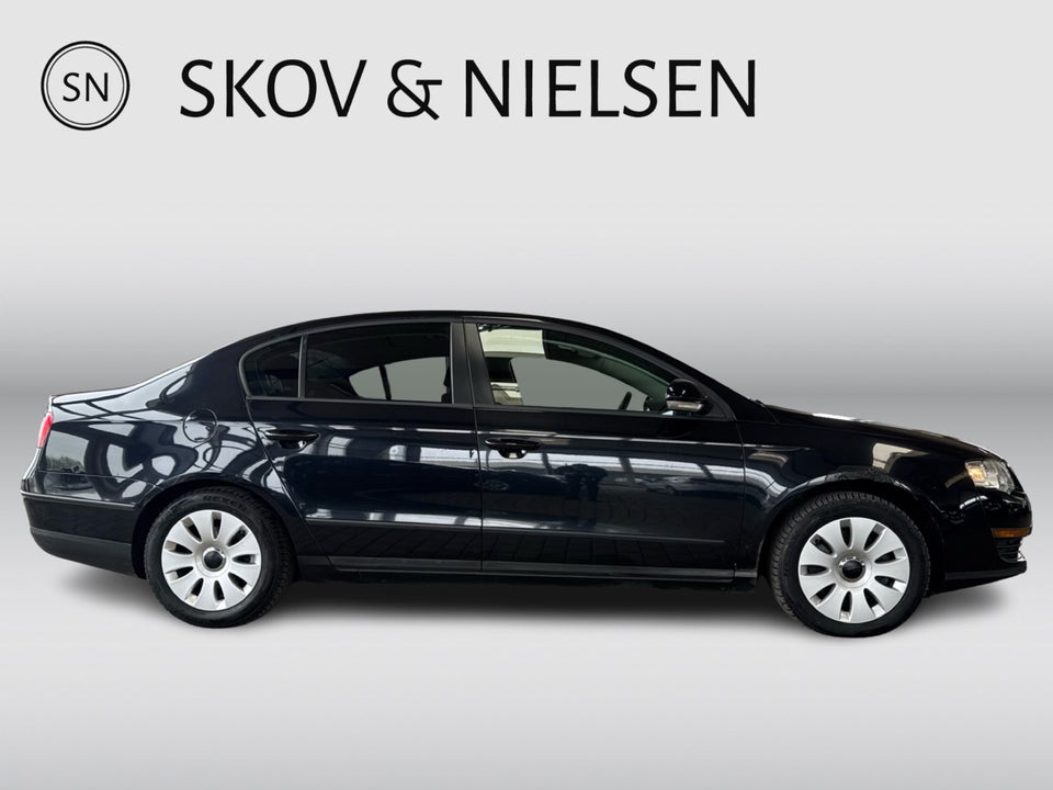 VW Passat 2,0 FSi Comfortline 4d