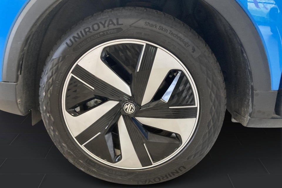 MG ZS EV Luxury 5d