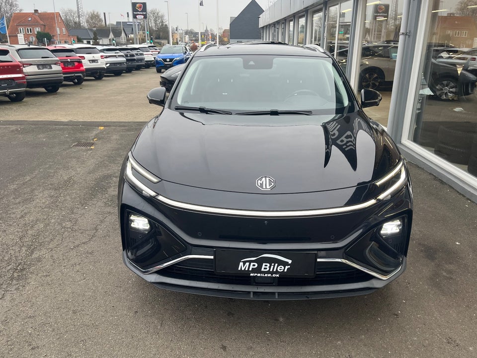 MG Marvel R Luxury 5d