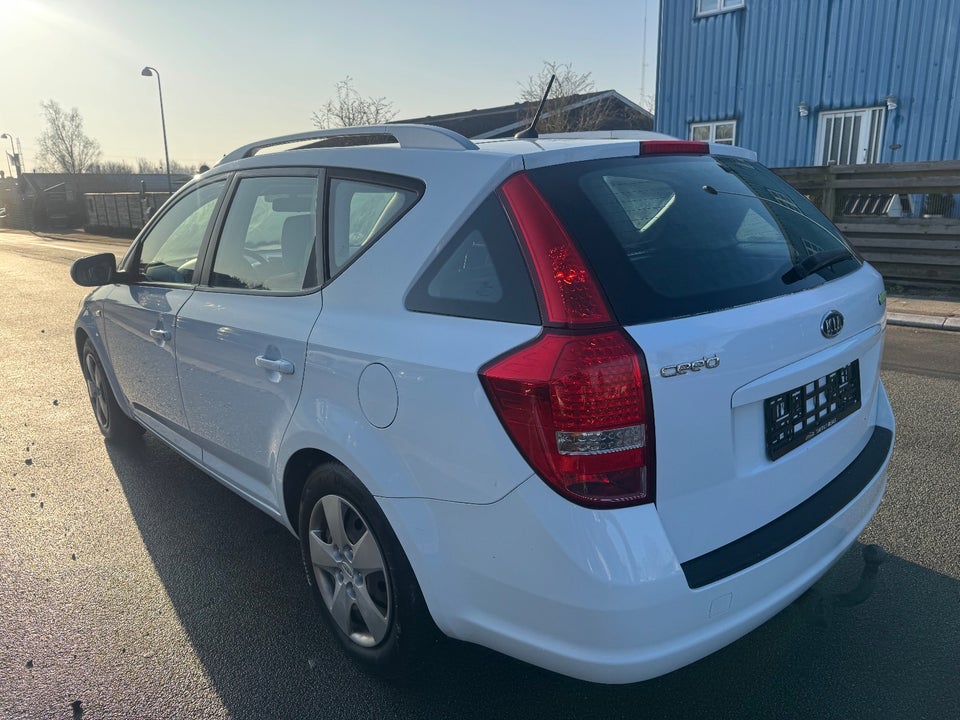 Kia Ceed 1,6 CRDi 90 Active SW 5d