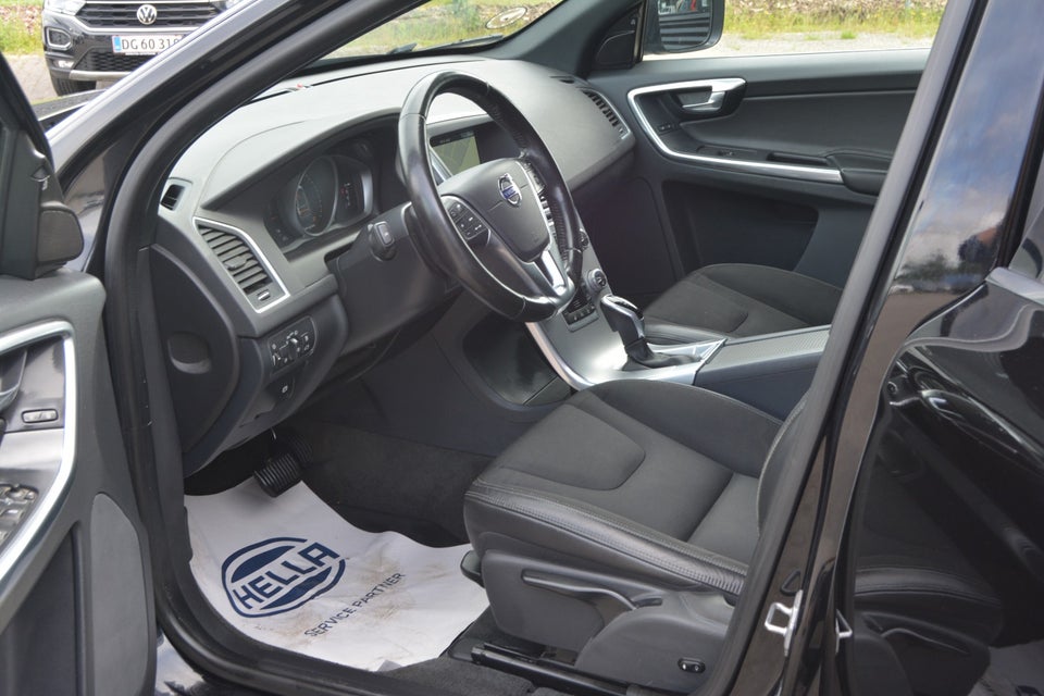 Volvo XC60 2,4 D4 190 Momentum aut. AWD 5d