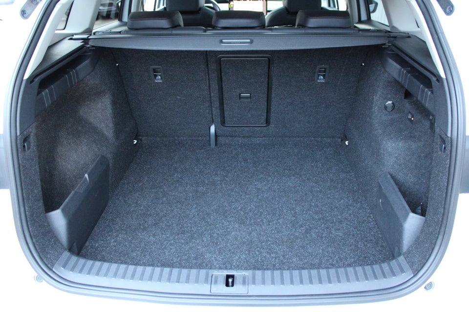 Skoda Enyaq 80 iV Suite 5d