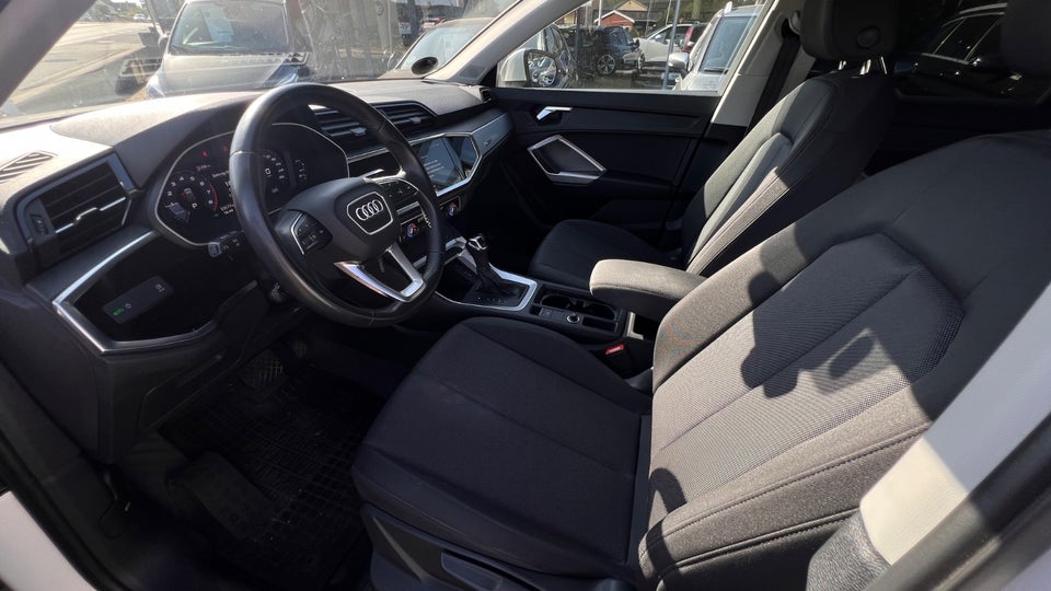 Audi Q3 35 TFSi Sportback S-tr. 5d