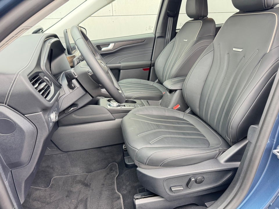 Ford Kuga 2,5 PHEV Vignale CVT 5d