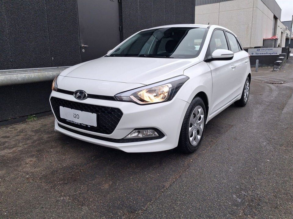 Hyundai i20 1,0 T-GDi Trend DCT 5d
