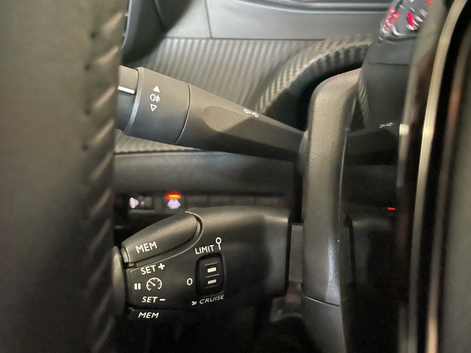 Peugeot 2008 1,2 PureTech 130 Vision Pack 5d